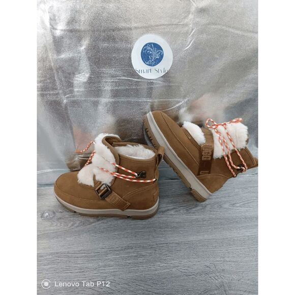 UGG Women's Classic Weather Hiker Boots - Chestnut/Brown 6.5M - Picture 4 of 9